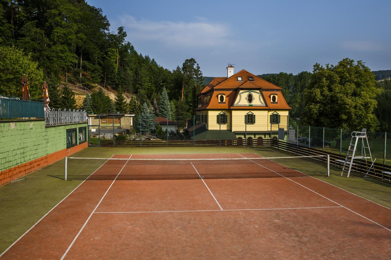 Lovecky Zamecek Buchlovice Exterior foto