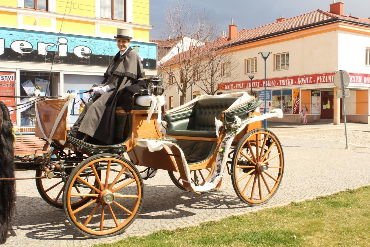 Lovecky Zamecek Buchlovice Exterior foto